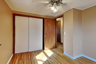 2910 Louisiana Ave N, Crystal, MN 55427 - Photo 10