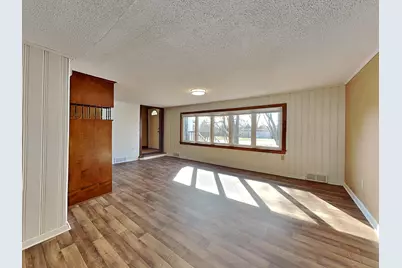 2910 Louisiana Avenue N, Crystal, MN 55427 - Photo 4