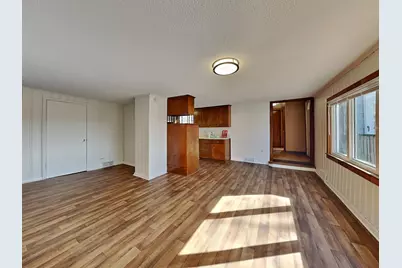 2910 Louisiana Avenue N, Crystal, MN 55427 - Photo 2