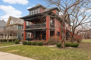 148 Nina St, Saint Paul, MN 55102 - Photo 2