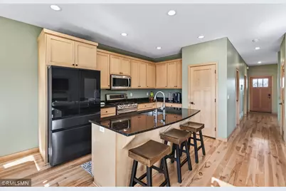 921 Inspiration Parkway S, Bayport, MN 55003 - Photo 10