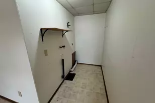 331 E Vine St, Owatonna, MN 55060 - Photo 4