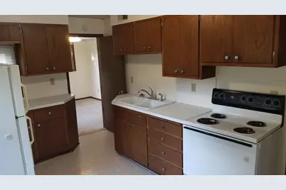 331 E Vine Street, Owatonna, MN 55060 - Photo 12