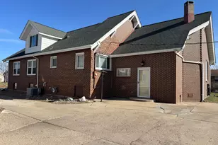 20 2nd Ave SW, Wells, MN 56097 - Photo 2