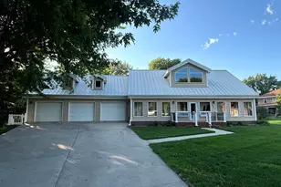 207 N Main St, Taunton, MN 56291 - Photo 22