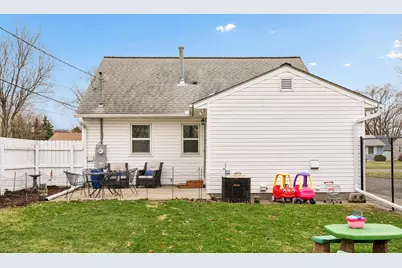 5330 Louisiana Avenue N, Crystal, MN 55428 - Photo 22