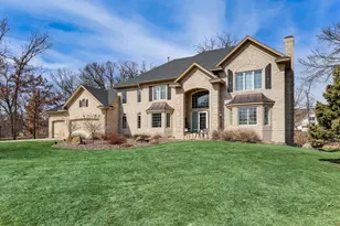 2 Benttree Ln, North Oaks, MN 55127 - Photo 4
