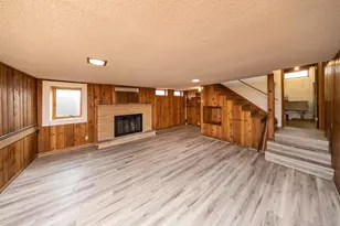 7901 Winsdale Street N, Golden Valley, MN 55427 - Photo 18