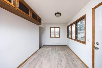 7901 Winsdale Street N, Golden Valley, MN 55427 - Photo 10