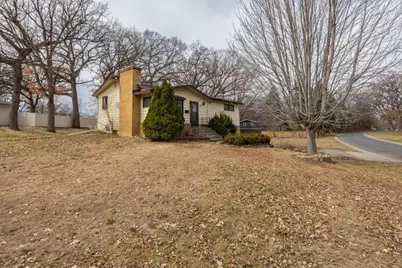 7901 Winsdale Street N, Golden Valley, MN 55427 - Photo 28