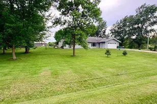 28169 Meadow Dr, Detroit Lakes, MN 56501 - Photo 4