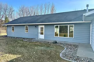 28169 Meadow Dr, Detroit Lakes, MN 56501 - Photo 4