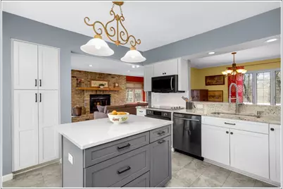15125 Glen Oak Street, Minnetonka, MN 55345 - Photo 14