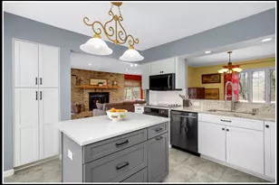 15125 Glen Oak St, Minnetonka, MN 55345 - Photo 14