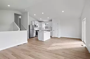 607 Redwood Loop N, Cambridge, MN 55008 - Photo 8