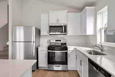 607 Redwood Loop N, Cambridge, MN 55008 - Photo 4