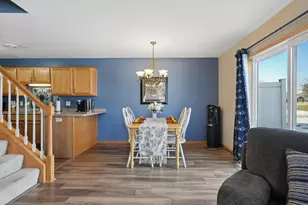 3574 Sterling Heights Dr, River Falls, WI 54022 - Photo 6