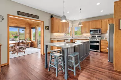 546 Linden Lane, Lino Lakes, MN 55014 - Photo 10