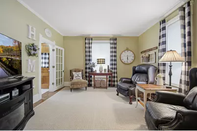 410 E Vine Street, Owatonna, MN 55060 - Photo 2