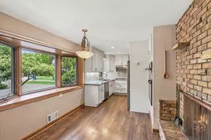 14137 Glenridge Rd, Minnetonka, MN 55345 - Photo 8