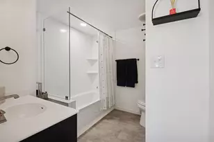 10241 Pleasant Ave S, Bloomington, MN 55420 - Photo 16