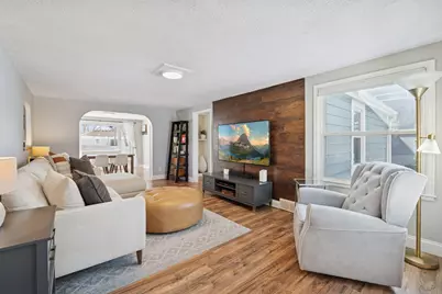 10241 Pleasant Avenue S, Bloomington, MN 55420 - Photo 4