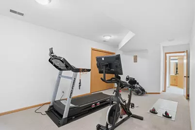 4230 Pineview Lane N, Plymouth, MN 55442 - Photo 70