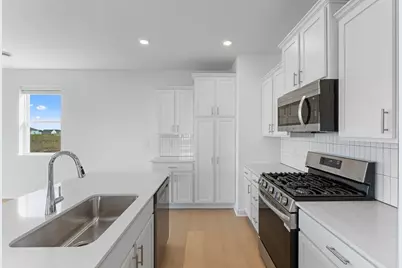 18333 Gladiator Drive, Lakeville, MN 55068 - Photo 2