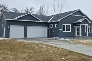 575 Elins Lake Road SE, Cambridge, MN 55008 - Photo 1