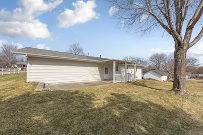 814 W Skaro Street, Saint Peter, MN 56082 - Photo 24