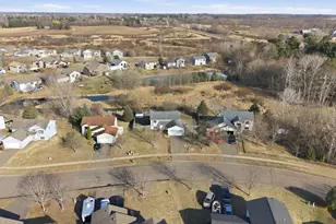 601 Horseshoe Ln, Braham, MN 55006 - Photo 32