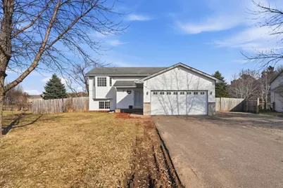 601 Horseshoe Lane, Braham, MN 55006 - Photo 2