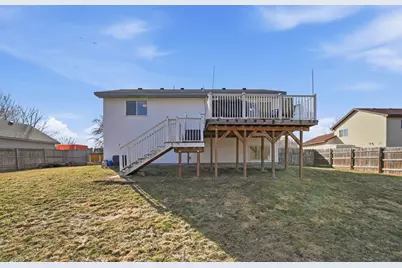 601 Horseshoe Lane, Braham, MN 55006 - Photo 8