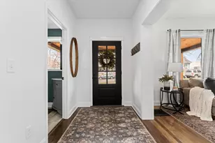 908 1st St SE, Rochester, MN 55904 - Photo 4