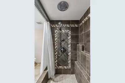 1713 Independence Avenue N, Golden Valley, MN 55427 - Photo 26