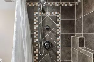 1713 Independence Ave N, Golden Valley, MN 55427 - Photo 26