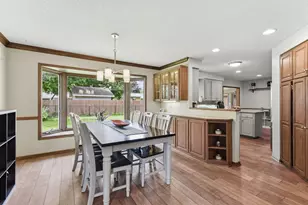 26 19th Ave SW, New Brighton, MN 55112 - Photo 8