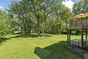 8803 Cove Pointe Rd, Eden Prairie, MN 55347 - Photo 62