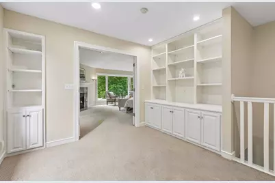 8803 Cove Pointe Road, Eden Prairie, MN 55347 - Photo 32