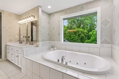 8803 Cove Pointe Road, Eden Prairie, MN 55347 - Photo 38