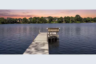 8803 Cove Pointe Road, Eden Prairie, MN 55347 - Photo 4