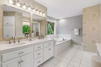 8803 Cove Pointe Road, Eden Prairie, MN 55347 - Photo 36