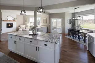 473 Amberg Ln, Chaska, MN 55318 - Photo 6
