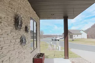 2760 Oakhurst Dr, Lake City, MN 55041 - Photo 12