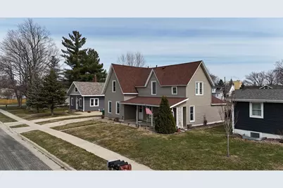 109 2nd Avenue NW, Pine Island, MN 55963 - Photo 2