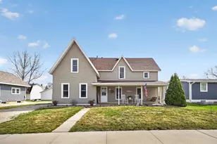 109 2nd Ave NW, Pine Island, MN 55963 - Photo 1