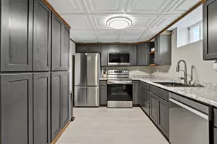 993 Hyacinth Ave E, Saint Paul, MN 55106 - Photo 38