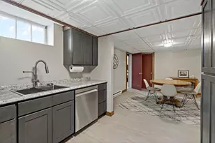 993 Hyacinth Ave E, Saint Paul, MN 55106 - Photo 42