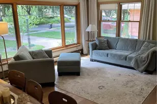 993 Hyacinth Ave E, Saint Paul, MN 55106 - Photo 2