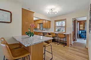 993 Hyacinth Ave E, Saint Paul, MN 55106 - Photo 14